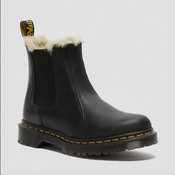 Dr. Martens 2976 Leonore Chelsea Burnished Wyoming faux fur lined black boots 6 - Picture 1 of 7